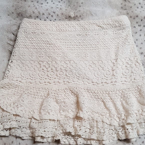 Forever 21 skirt - Picture 2 of 4